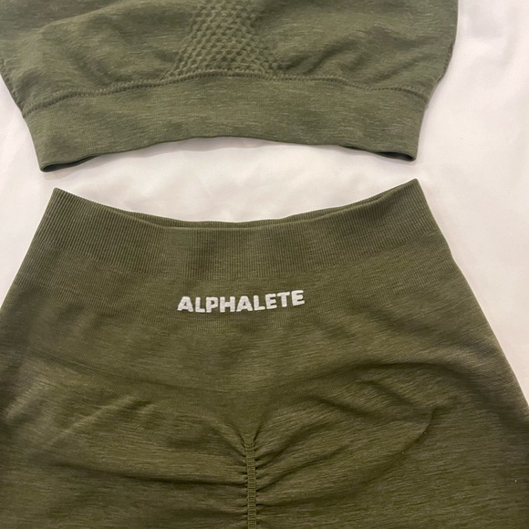Alphalete amplify set in aspen - Picture 11 of 15